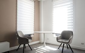 Gavas Modern Central Apartments